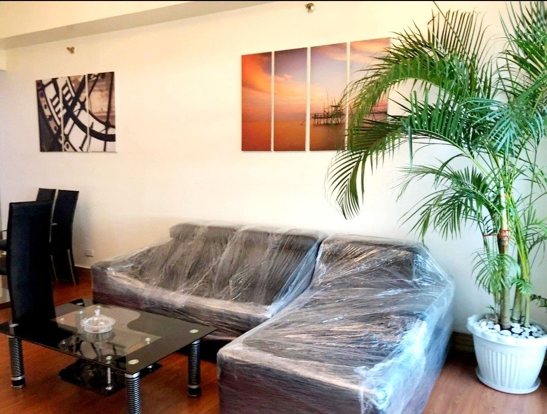 2BR 98sqm Bellagio Tower 1 Forbes Town Burgos Circle Taguig BGC ...