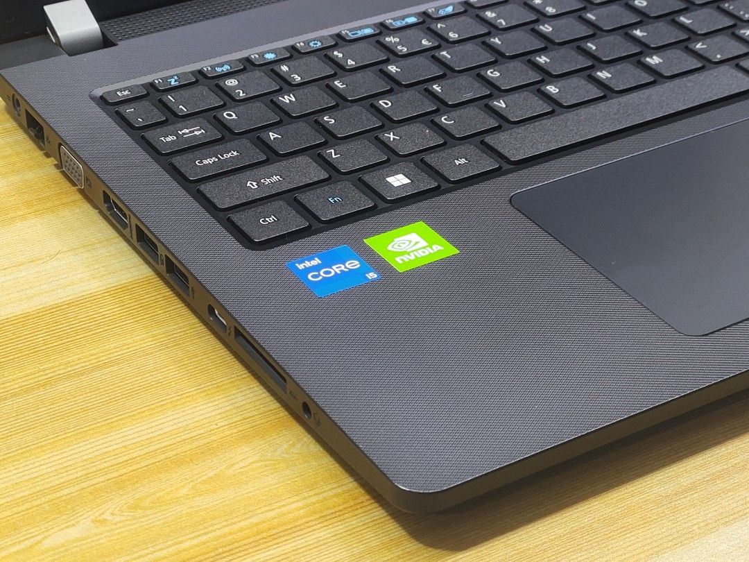 Acer TravelMate P215-53G Series i5-11th Gen, Computers & Tech, Laptops ...