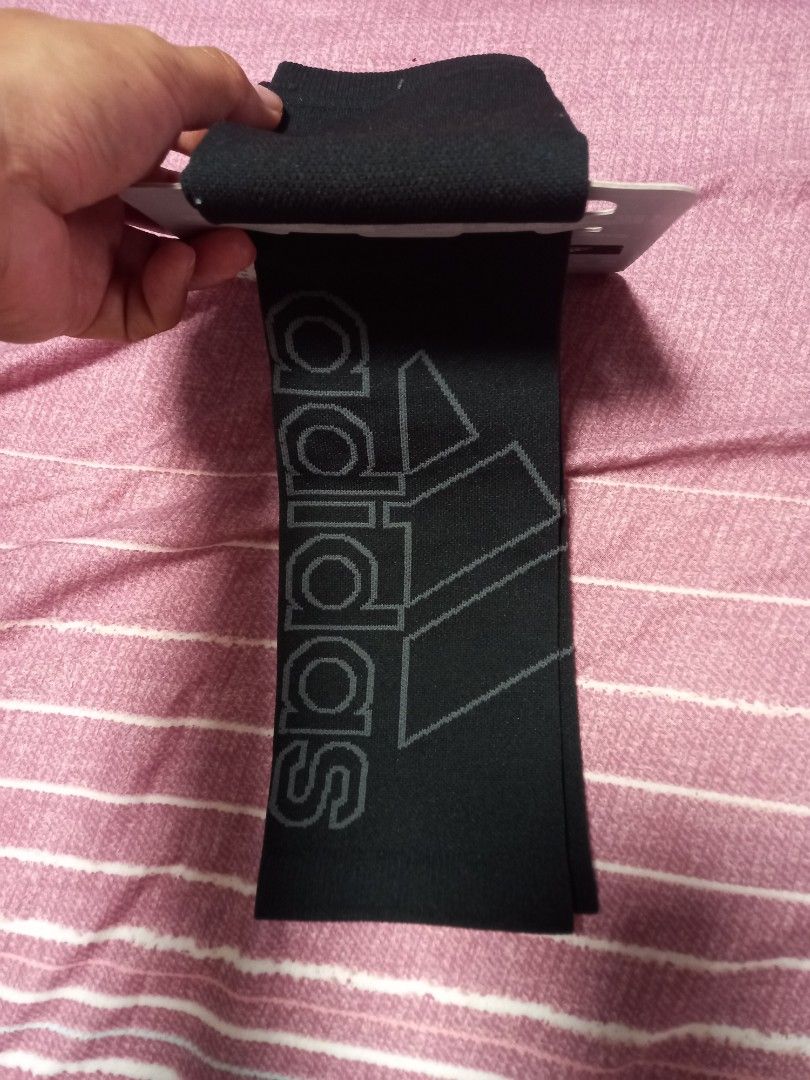 Adidas run arm sleeve 1 pair, Sports Equipment, Other Sports Equipment