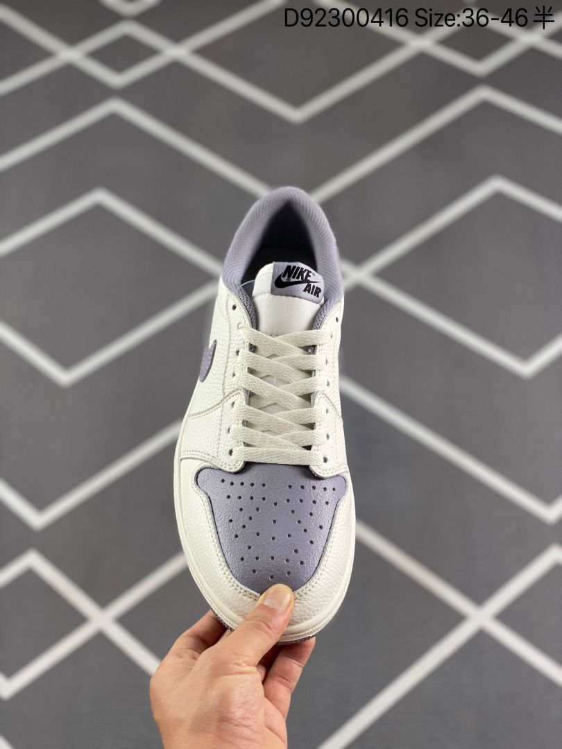 Air Jordan 1 Low OG Atmosphere Grey