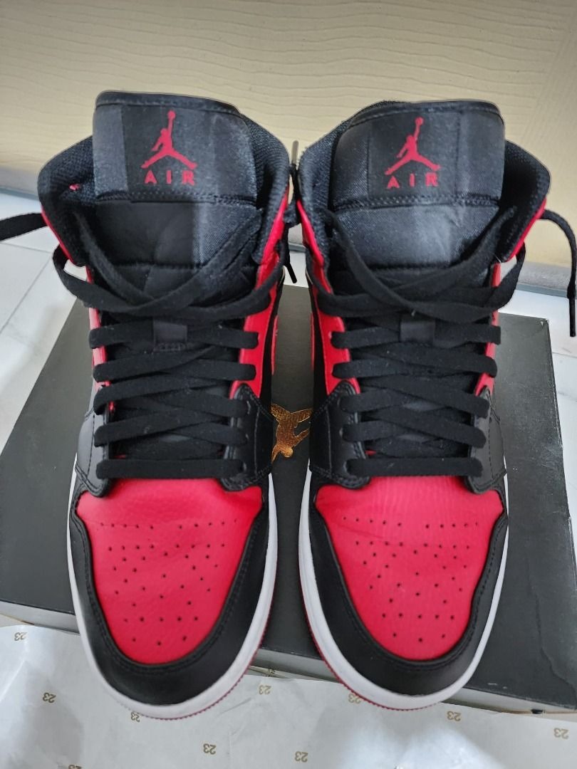 aj1 banned mid