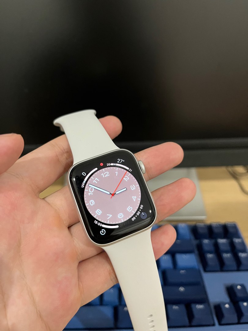 Apple Watch SE 2 GPS 44mm w/ AppleCare+, Mobile Phones & Gadgets