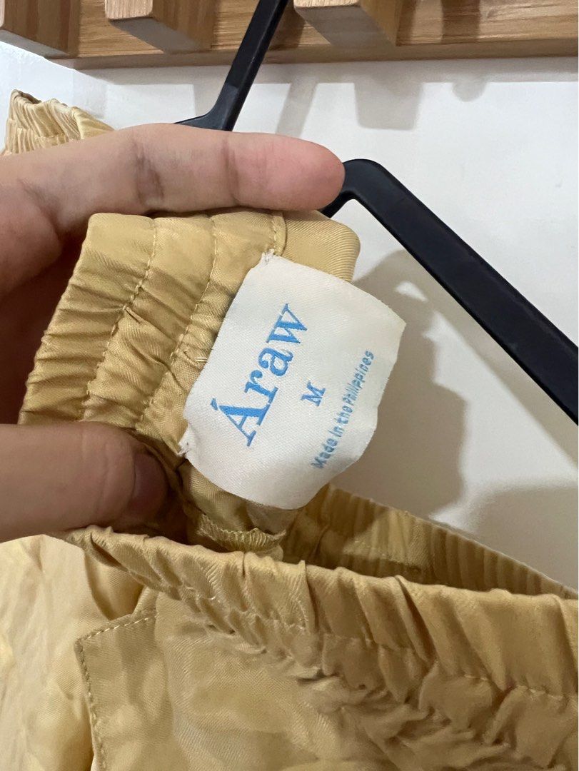Araw The Line Lounge Pants Ginto (Category: Other Bottoms) located in Manila. Submitted by _eunice.o_ (Listing ID 1230431213, Image 3). Description: Brand New, Never Worn .