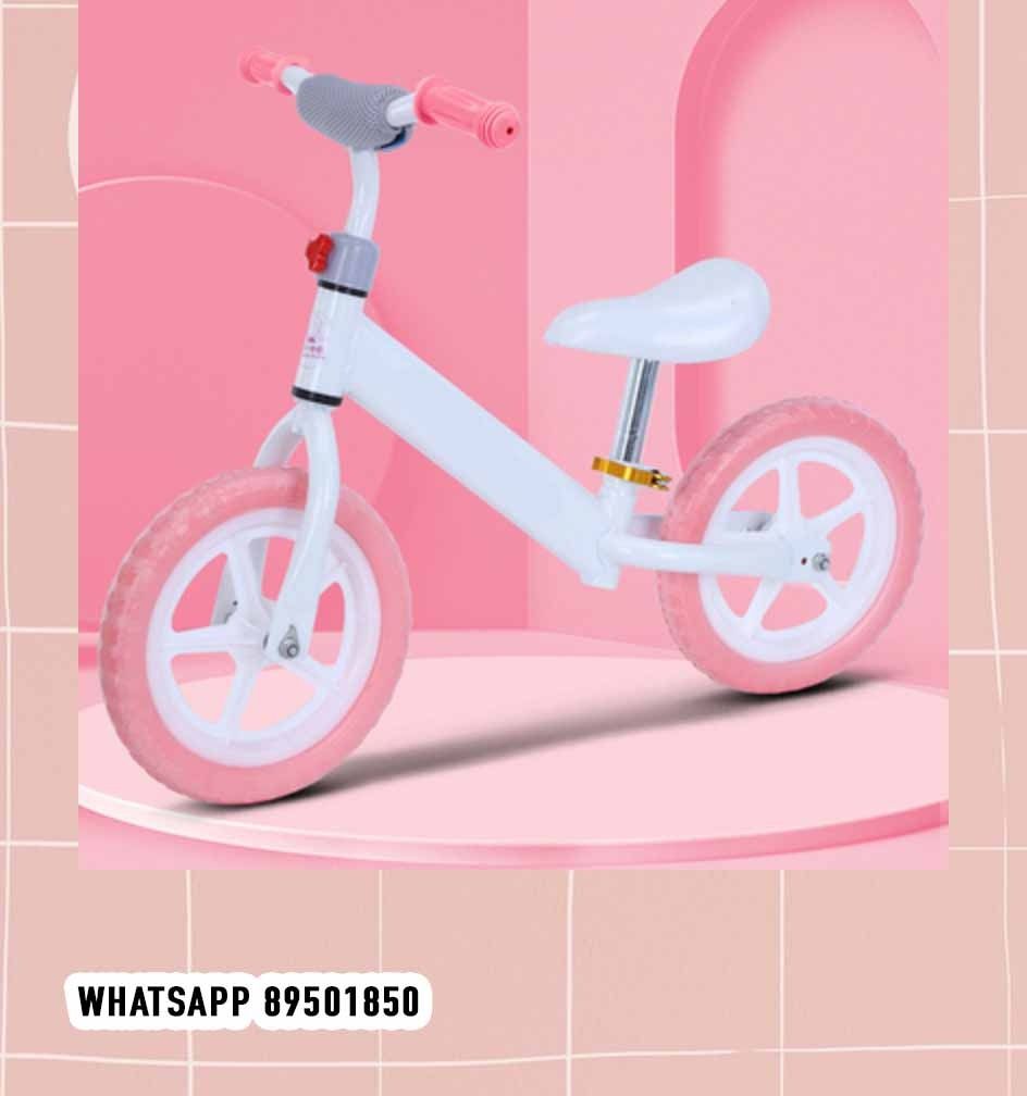 Indoor top balance bike