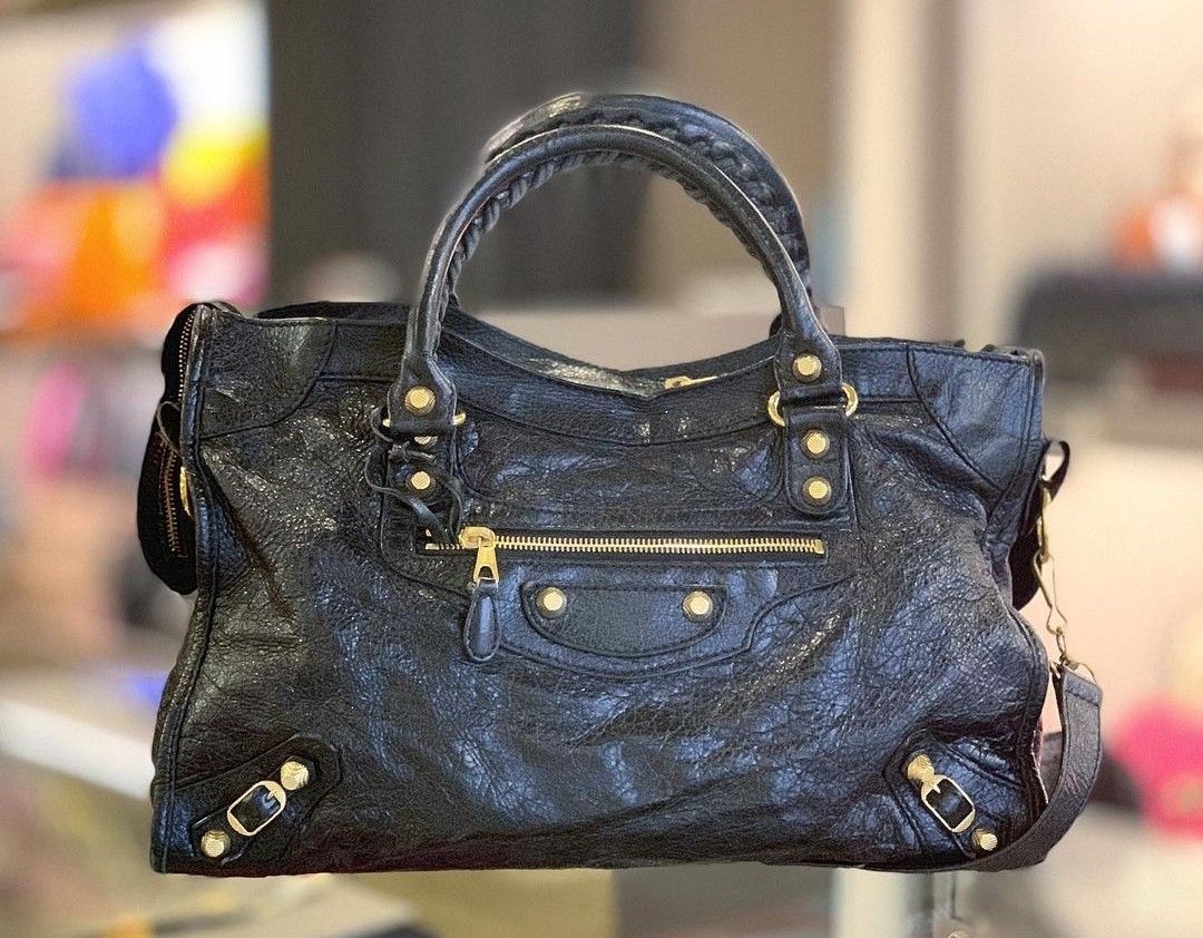 Balenciaga g12 store