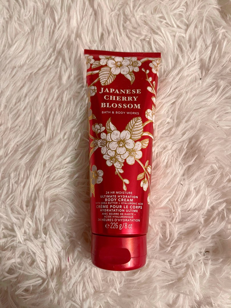 Bath & Body Work Ultimate Hydration Body Cream in Japanese Cherry