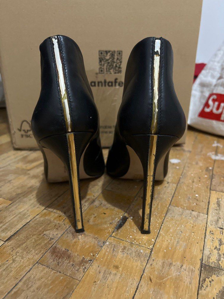 BCBG Black Heels (Category: Heels) located in Paranaque City. Submitted by luvsunriseandsunsets (Listing ID 1230466275, Image 2). Description: Original BCBGeneration Black Heels Size 7.5.