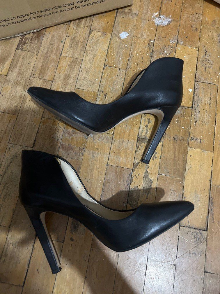BCBG Black Heels (Category: Heels) located in Paranaque City. Submitted by luvsunriseandsunsets (Listing ID 1230466275, Image 3). Description: Original BCBGeneration Black Heels Size 7.5.