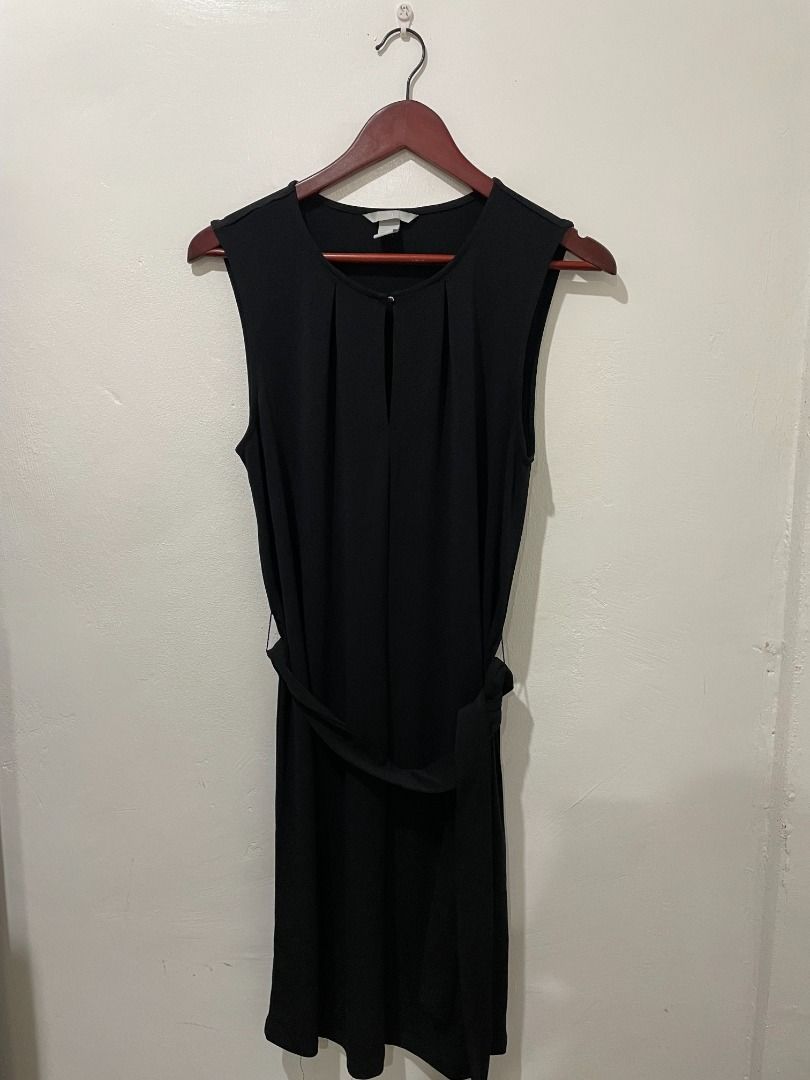 Black dress (H&M) (Category: Dresses) located in Manila. Submitted by levinc (Listing ID 1230508826, Image 1). Description: .
