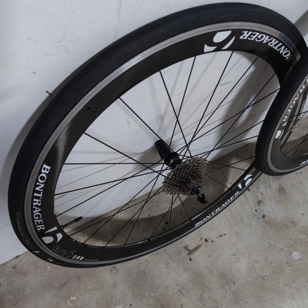 Bontrager aura 5 wheelset top for sale