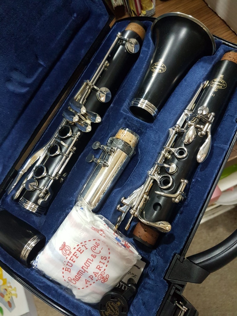 Buffet Crampon E11 (Made in Germany), Hobbies & Toys, Music