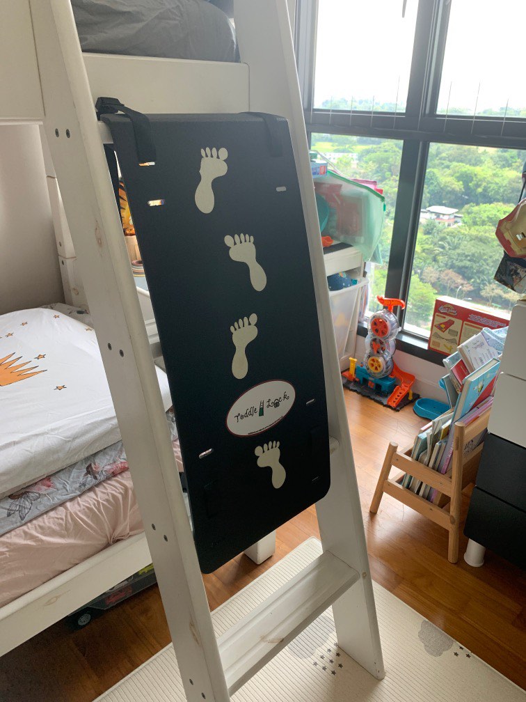 Bunk beds with safety gate shop