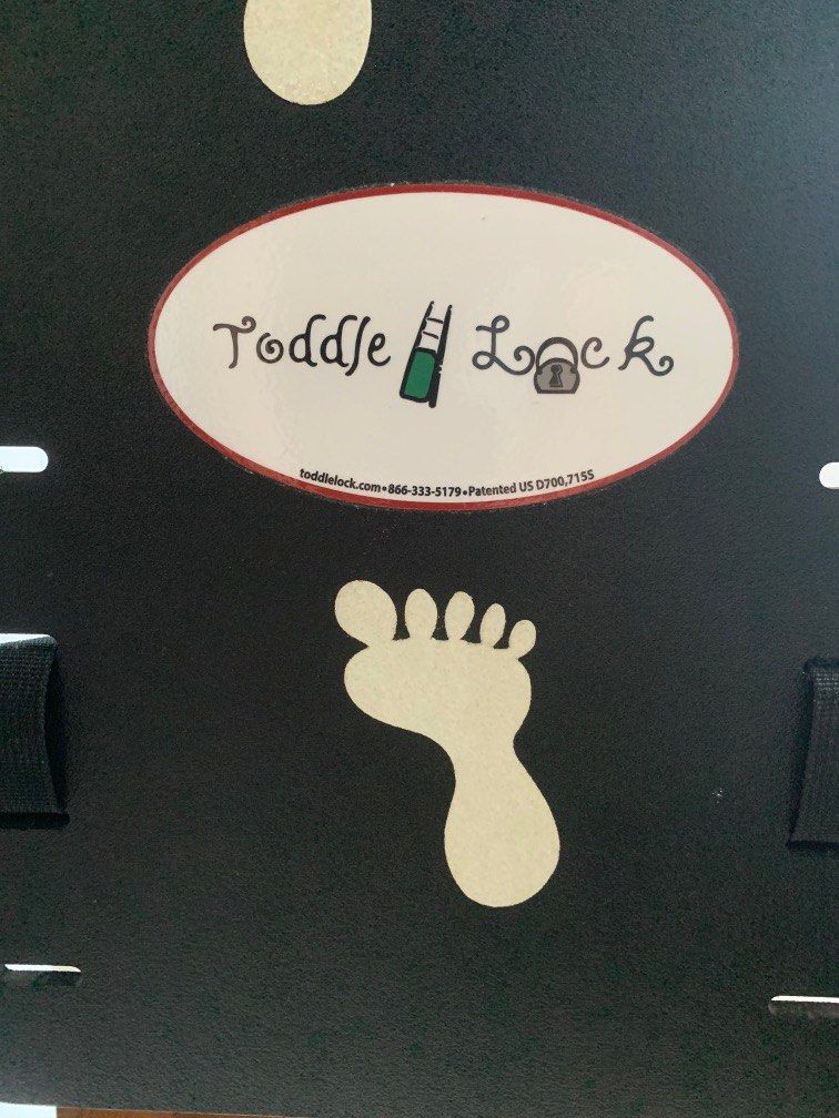 Bunk bed ladder guard, ladder lock, toddle lock, Babies & Kids, Baby