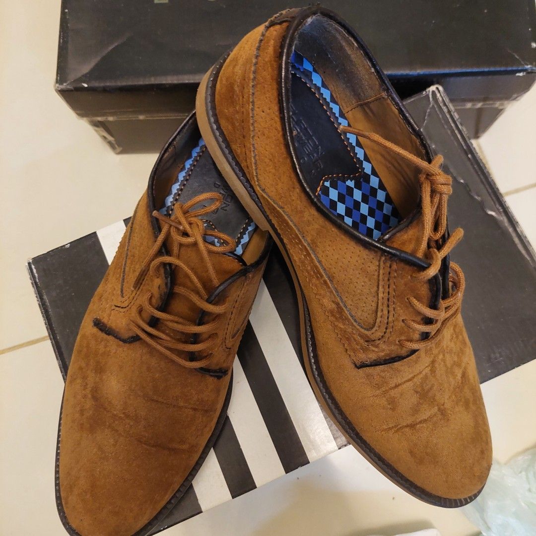 Burton outlet menswear shoes