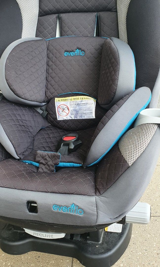 Car Seat for Infant/ Child to Give Away, Babies & Kids, Going Out, Car