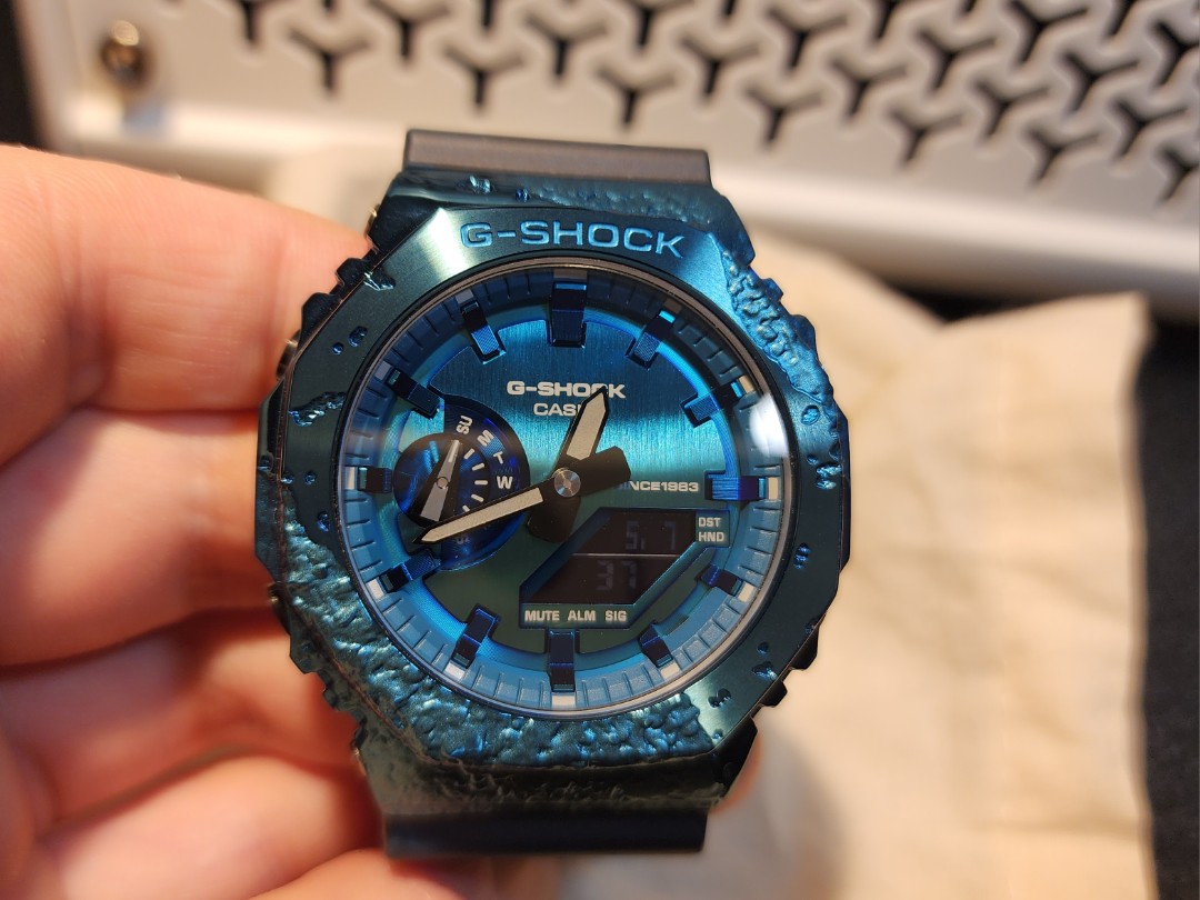 Casio 40th G-Shock GM-2140GEM-2A藍色90%新出過一次, 名牌, 手錶