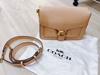 (Category: ) located in . Submitted by mademoiselle-jess (Listing ID 1230365758, Image 1). Description: .