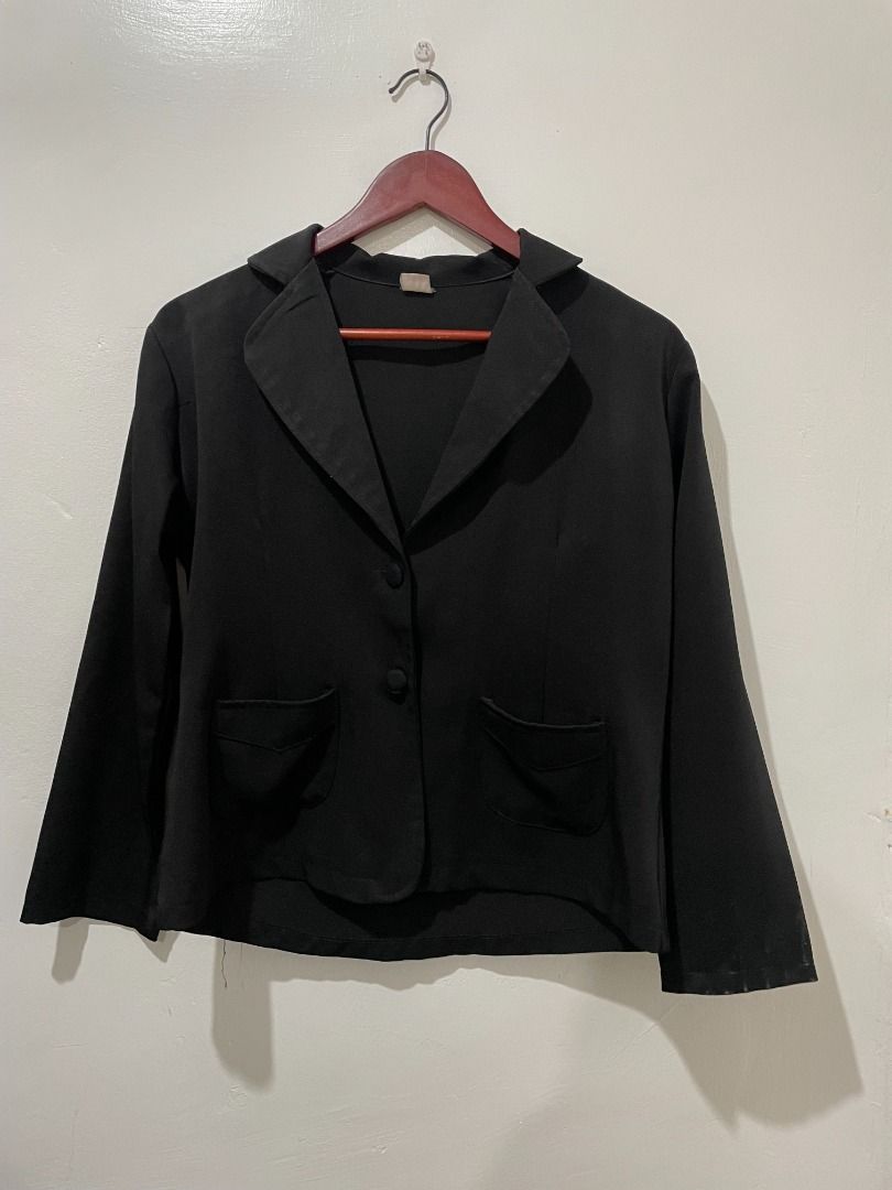 Corporate coat (women) (Category: Coats, Jackets and Outerwear) located in Manila. Submitted by levinc (Listing ID 1230507623, Image 2). Description: .