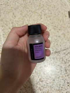 Cosrx AHA/BHA Clarifying Treatment Toner