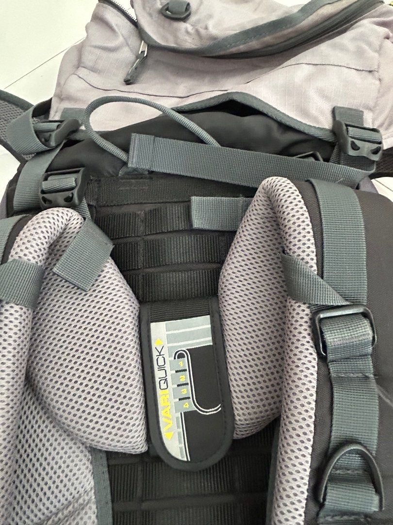 Deuter quantum 70+10 backpack with detachable daypack & transport cover