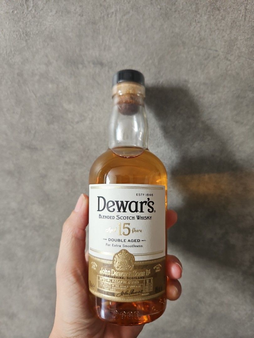 Dewar's Blend Scotch Whisky 15 years (200ml), Food & Drinks, Alcoholic ...