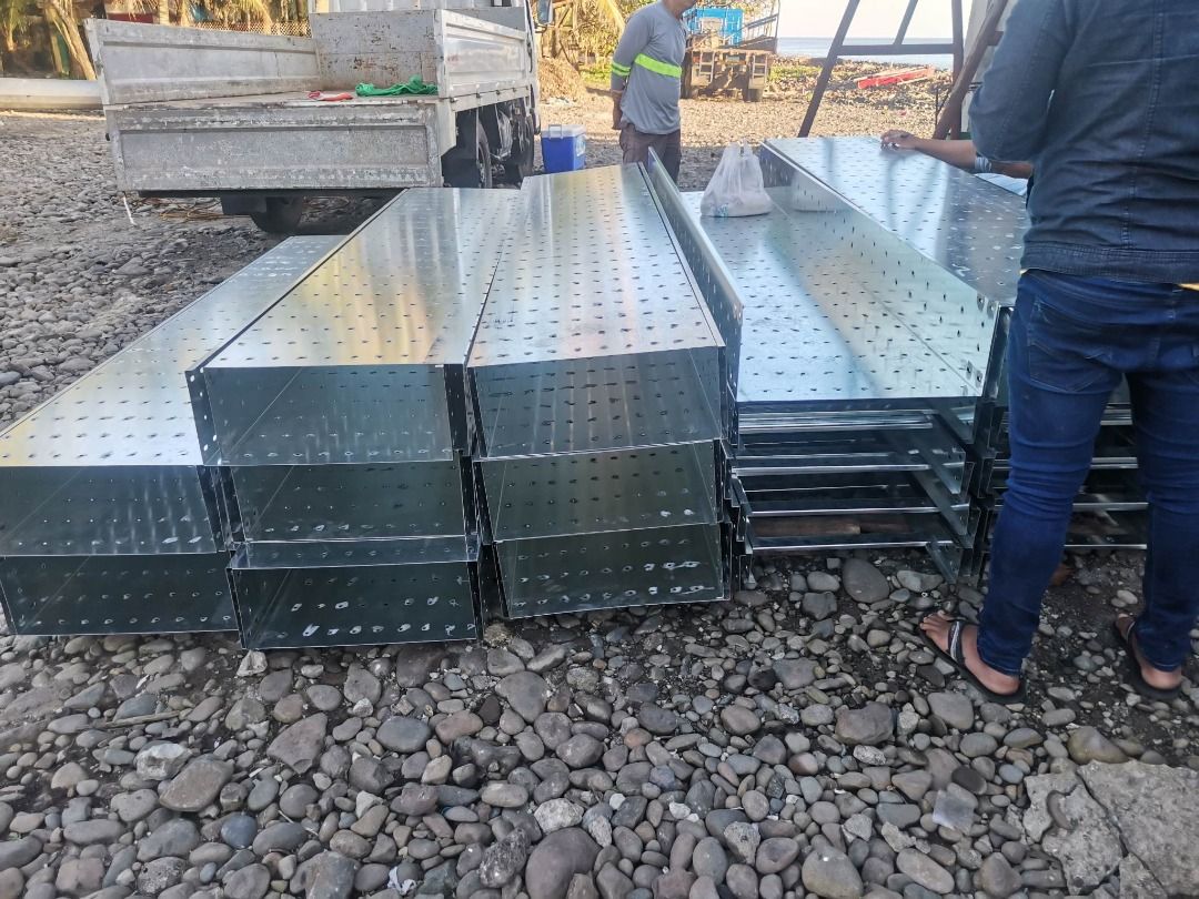 DNC Steel Fabrication and Design WIREWAYS PERFORATED Slotted and Round ...