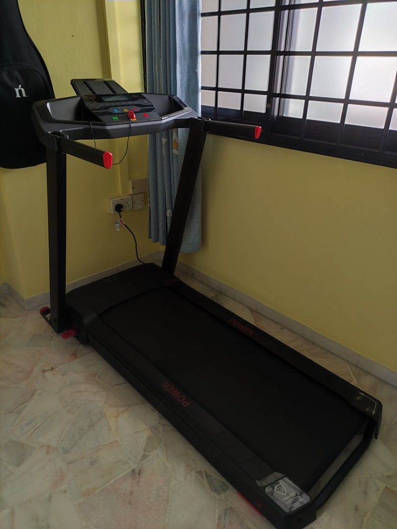 Domyos Run 100 treadmill
