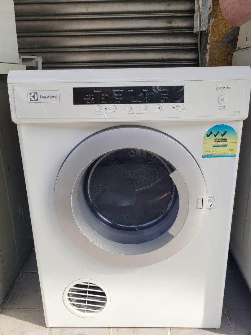 Electrolux front load hot dryer 7kg like a new Rm450, TV & Home Appliances, Washing Machines and