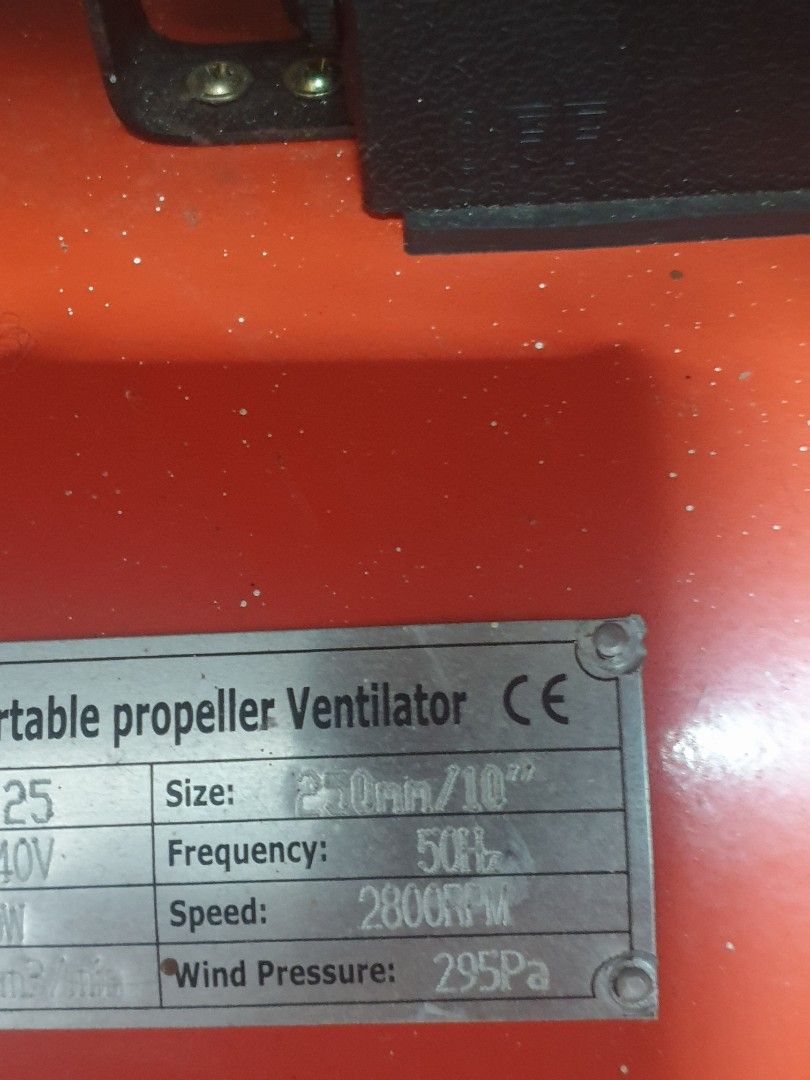 Exhaust fan for sale, Furniture & Home Living, Lighting & Fans, Fans on