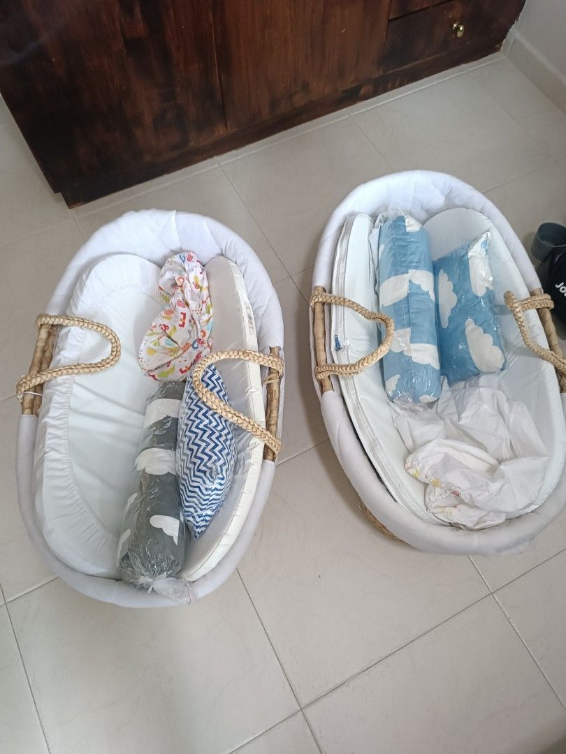 Shnuggle moses shop basket mothercare