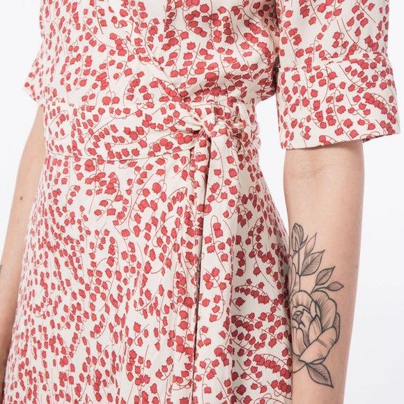 Ganni white best sale dress red flowers