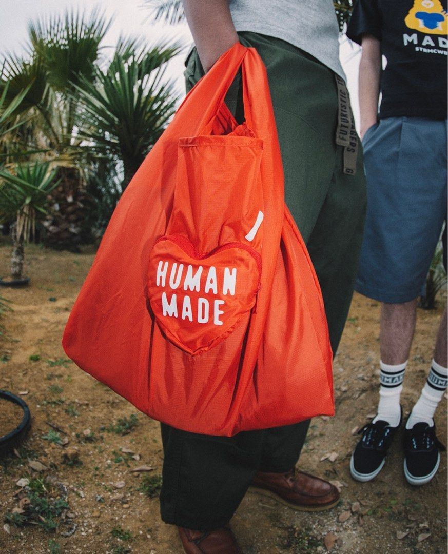 HUMAN MADE HEART PACKABLE NYLON TOTE
