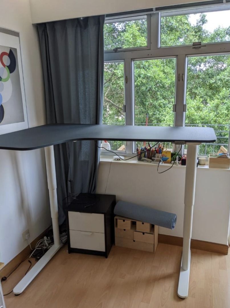Ikea electric Corner Standing Desk (BEKANT), 傢俬＆家居, 傢俬, 其他家居傢俬 Carousell
