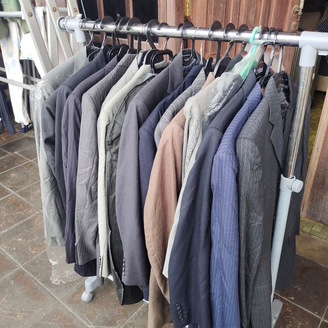 [Preloved] Imported Buisiness Suits for Men (Various Sizes) / Jas Impor ...