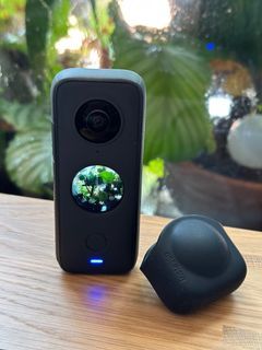 Insta360 One X2 Camera with Dive Case Bundle