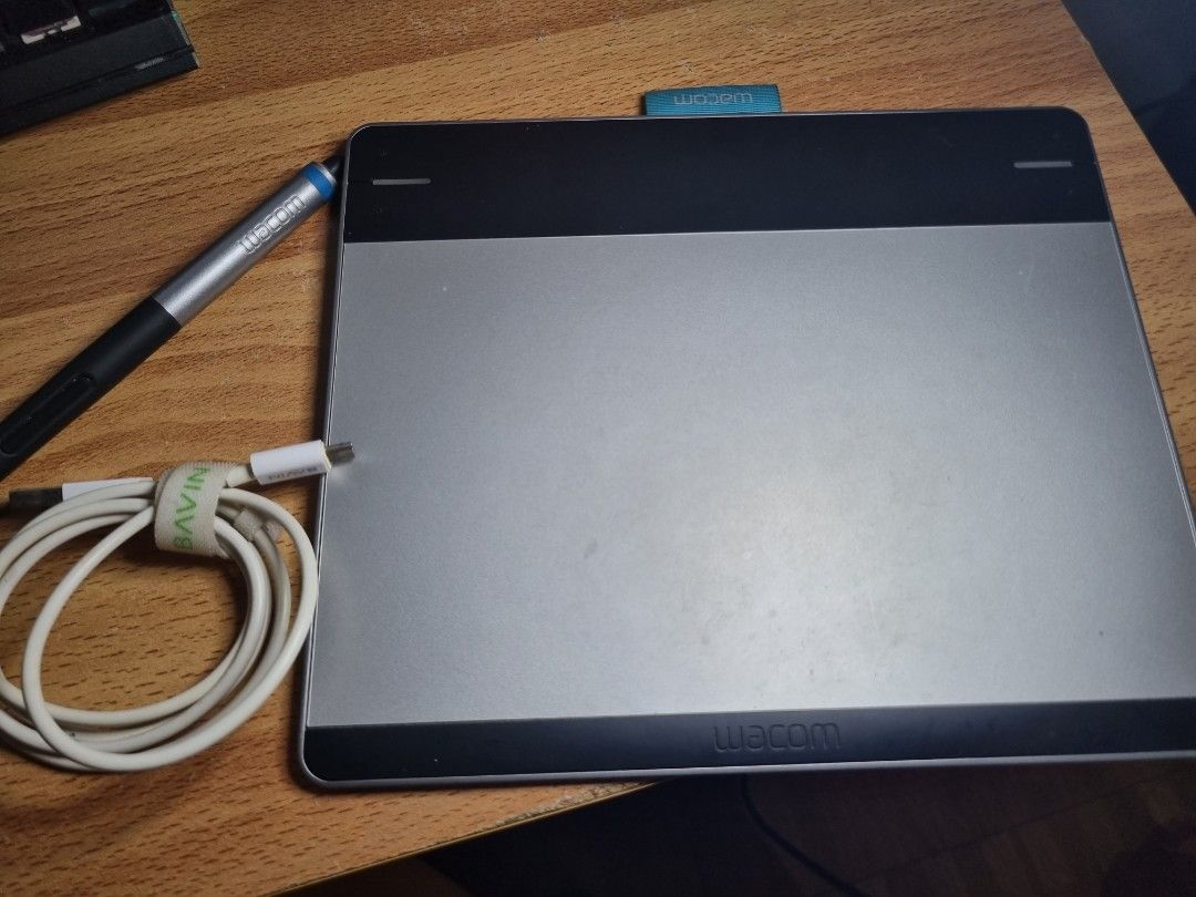 INTUOS pen & touch small - PEN TABLET, Mobile Phones & Gadgets, Other ...