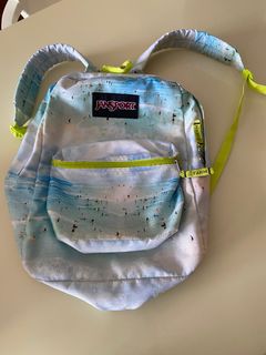 （分類：）位於 。 由 anitamal 提交（商品編號 1230411782，圖片 1）。簡介： 。
