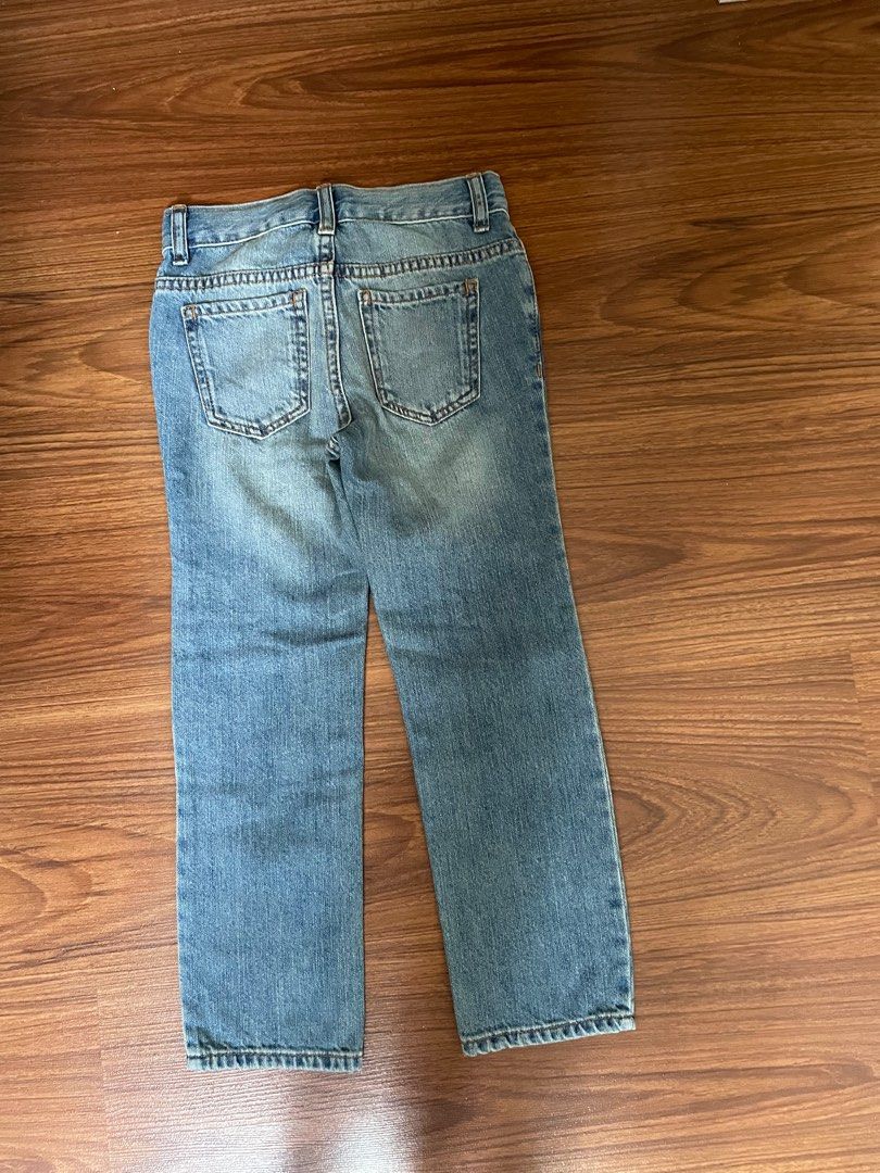 Old Navy Jeans/pants for kids (Category: Babies & Kids Fashion) located in Cainta. Submitted by klach (Listing ID 1230365951, Image 3). Description: ✅ Php 300 each ✅ Barely used / skinny jeans ✅ This is pre loved. Manage your expectations. ✅ RS: Decluttering ✅ First to pay will get the item ✅ No Return No Exchange ✅ Mode of payment: Gcash 🛵📦 Lalamove / GoGo Xpress ☑️ Shipping to be shouldered by buyer .