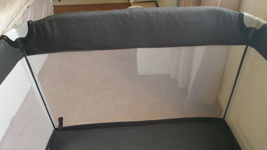 Joovy Room2 playpen, changing station, Babies & Kids, Baby