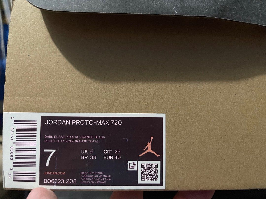 jordan proto max 270