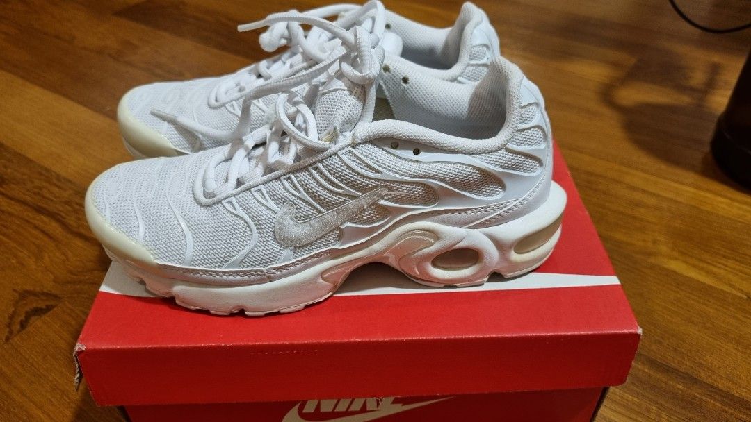 Junior white tns online