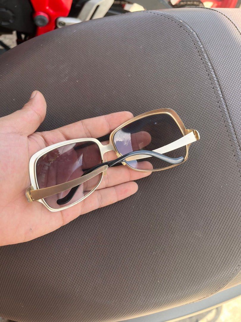 Gambar Kacamata Balenciaga Paris 3