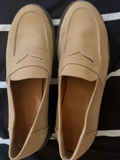 SWIPE: Racer Moccasin Available in size 42 (Fit for size 43.5 & 44