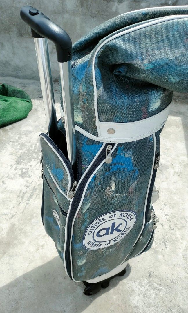 Korean golf bag, Sports Equipment, Sports & Games, Golf on Carousell