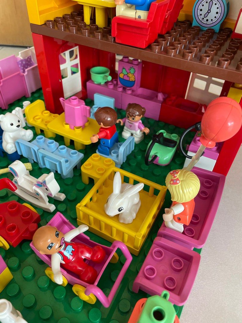 Duplo vintage sales house