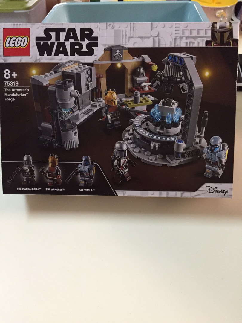 Star Wars' Mandalorian Armorer's Forge LEGO set I 75319