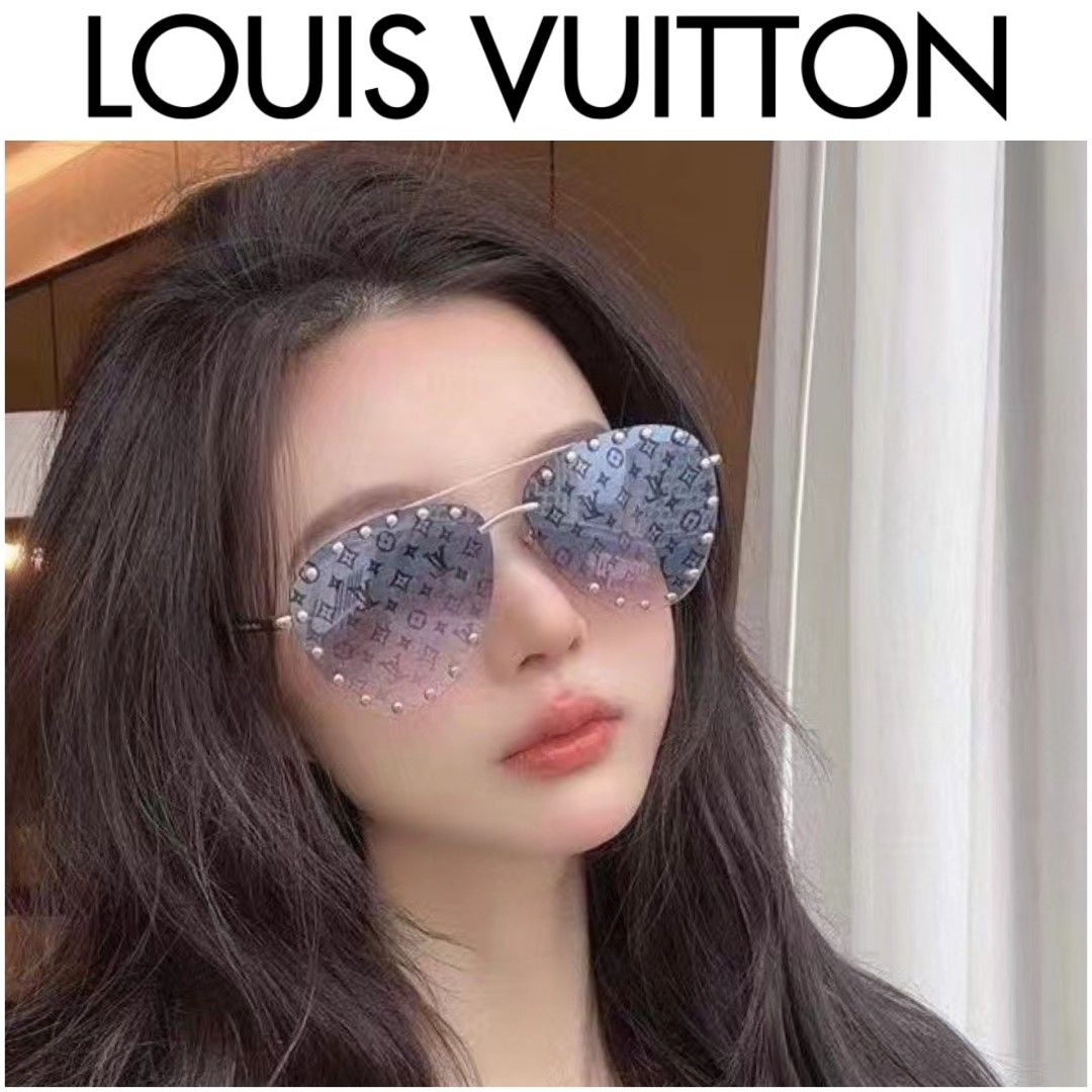 Louis Vuitton LV Moon Pearl Square Sunglasses