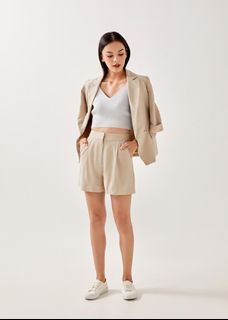 🍒Lovet Bonito LB LoveBonito Melita Textured Tailored Shorts In Oat / Orchid (M)