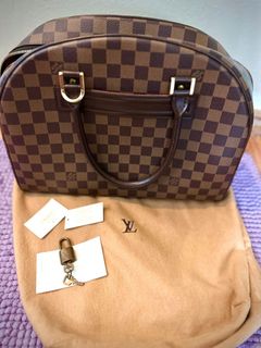 (Category: ) located in . Submitted by bet28 (Listing ID 1230374029, Image 1). Description: .