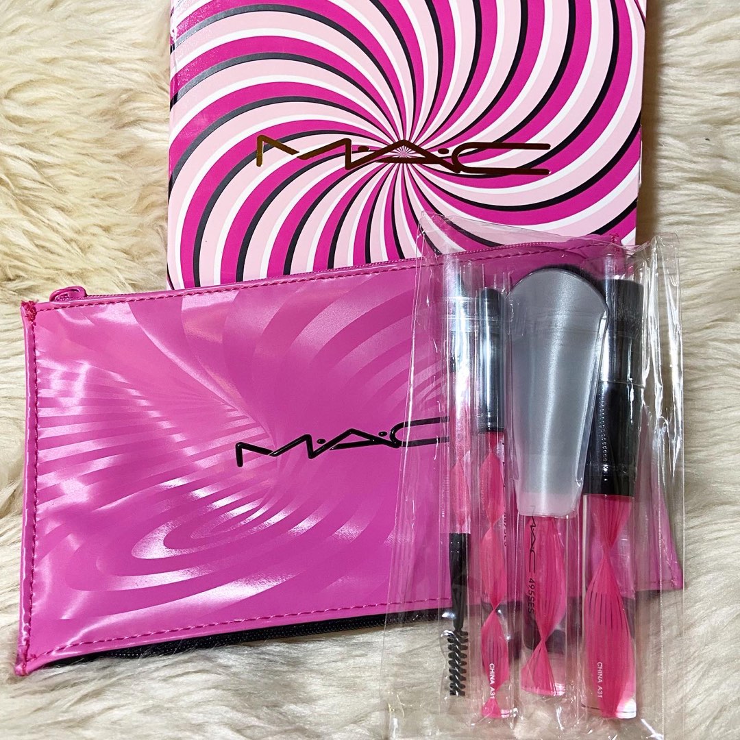 MAC Wave your Wand Brush Kit (Preorder) on Carousell